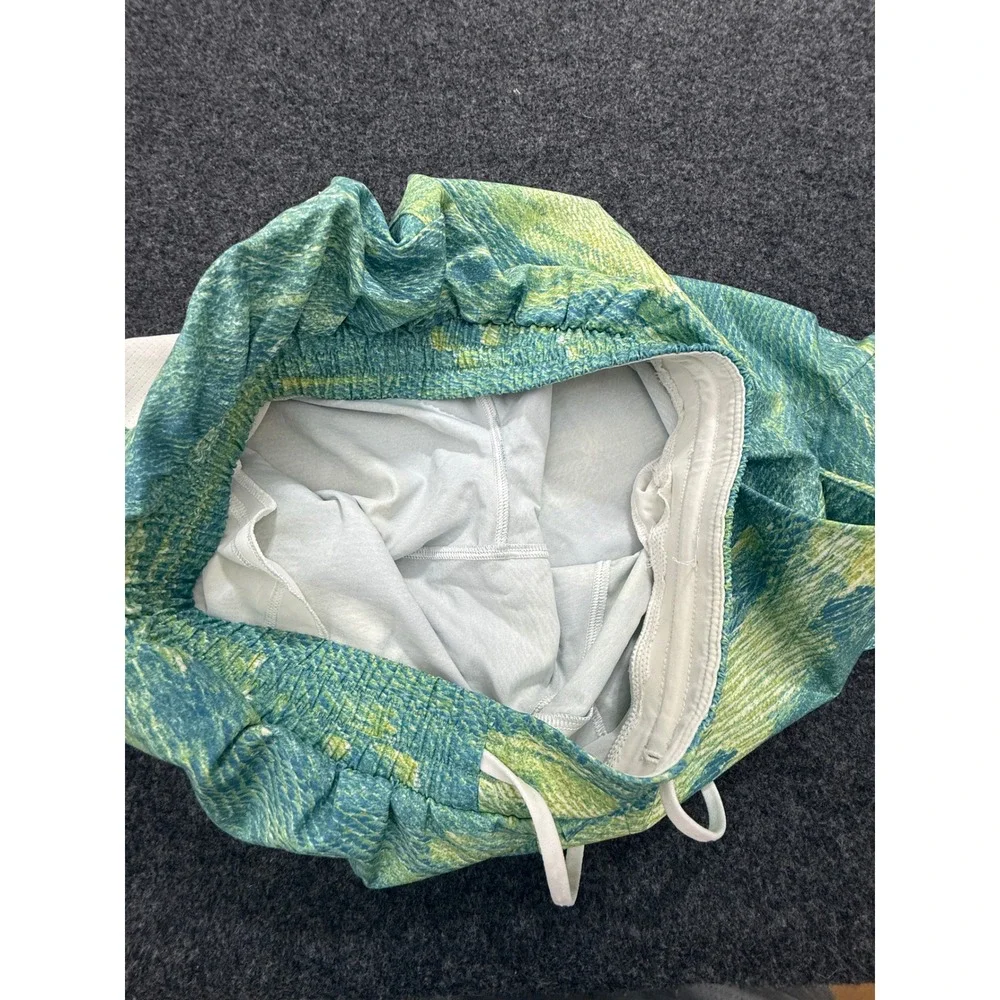 Lululemon Channel Cross Short 7